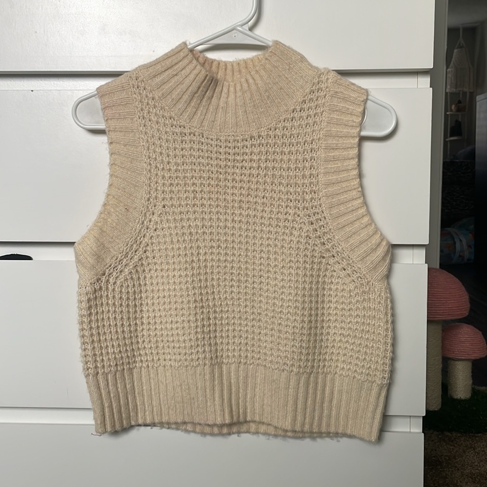 sweater vest